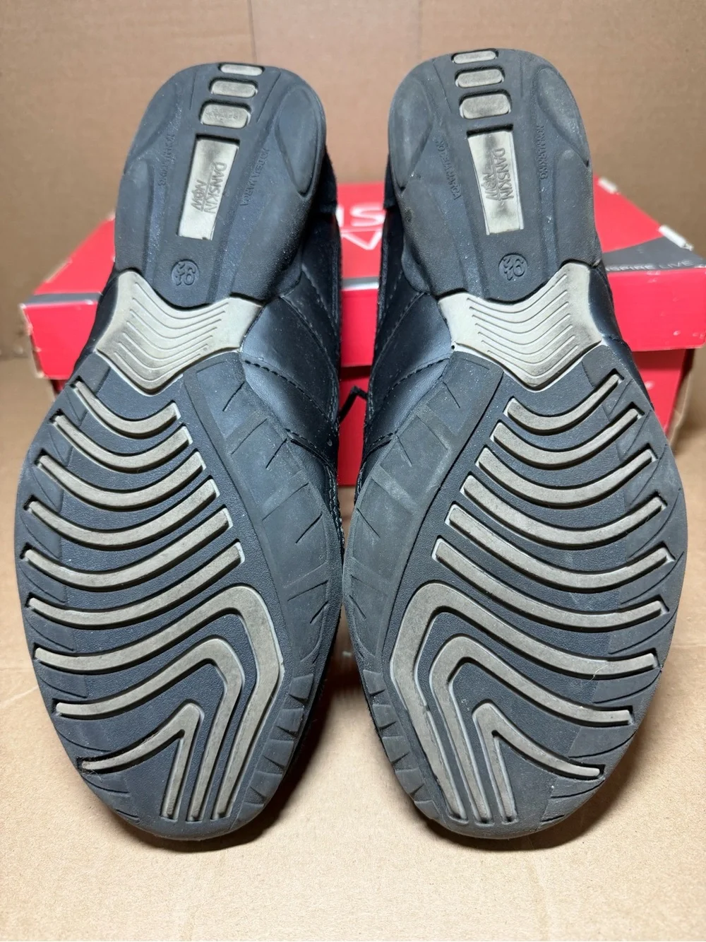 Danskin Now Women’s Black Lace-Up Athletic Sneakers
